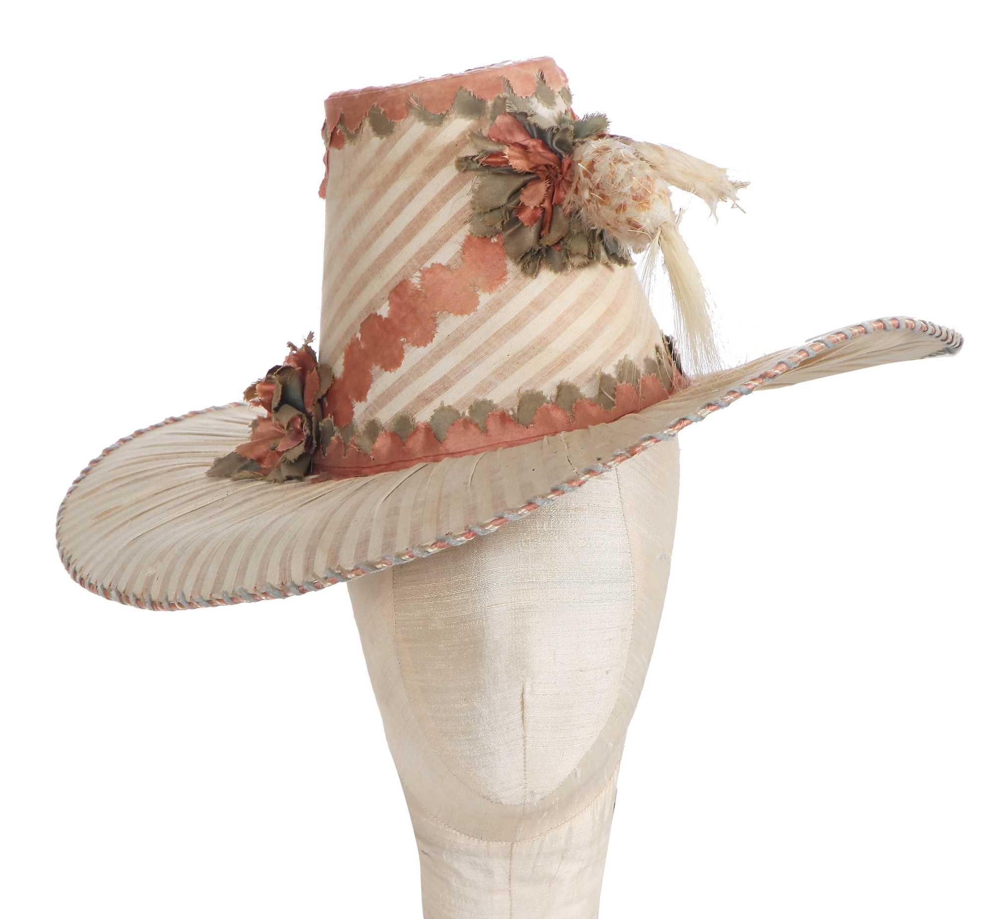 Lot 515 - A fine and rare woman's hat, French, 1790-92