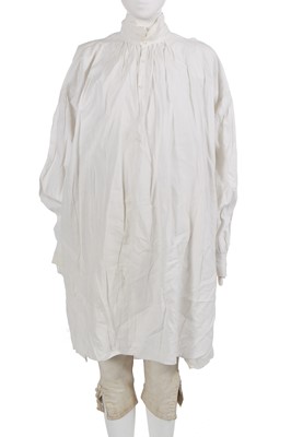 Lot 176 - A gentleman's linen shirt, circa 1800