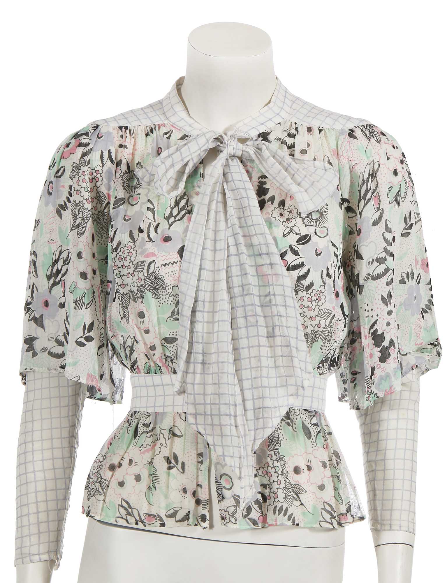 Lot 648 - An Ossie Clark/Celia Birtwell for Radley 'Pretty Woman' printed muslin blouse, 1970s