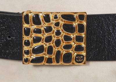 Lot 187 - A Chanel by Karl Lagerfeld black leather belt, 'Egyptomania' collection, Métiers d'Art, Pre-Fall 2019