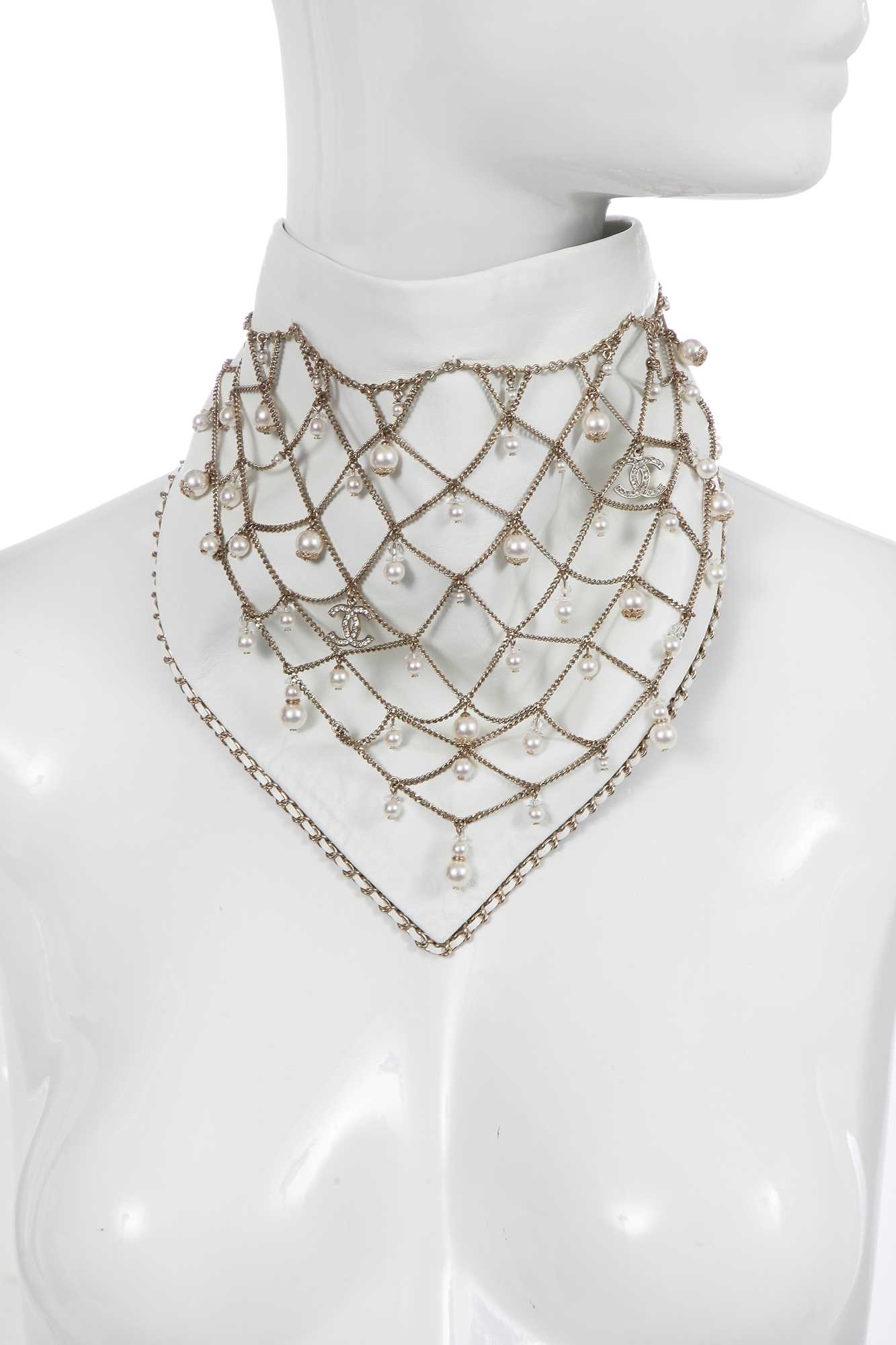 Lot 1 - A Chanel by Karl Lagerfeld white lambskin bandana/neckerchief, 'Chalet Gardenia' collection, Autumn-Winter 2019-20
