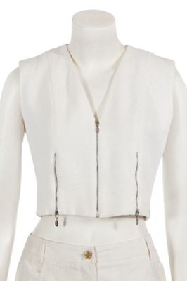 Lot 216 - A Chanel by Karl Lagerfeld white cotton and linen ensemble, 2000-2001
