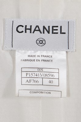 Lot 216 - A Chanel by Karl Lagerfeld white cotton and linen ensemble, 2000-2001