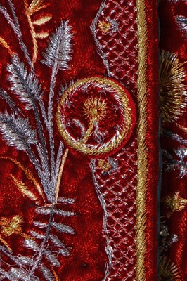 Lot 6 - Randy Quaid's 1780s style court suit as King Carlos IV in the film 'Goya's Ghosts' 2006