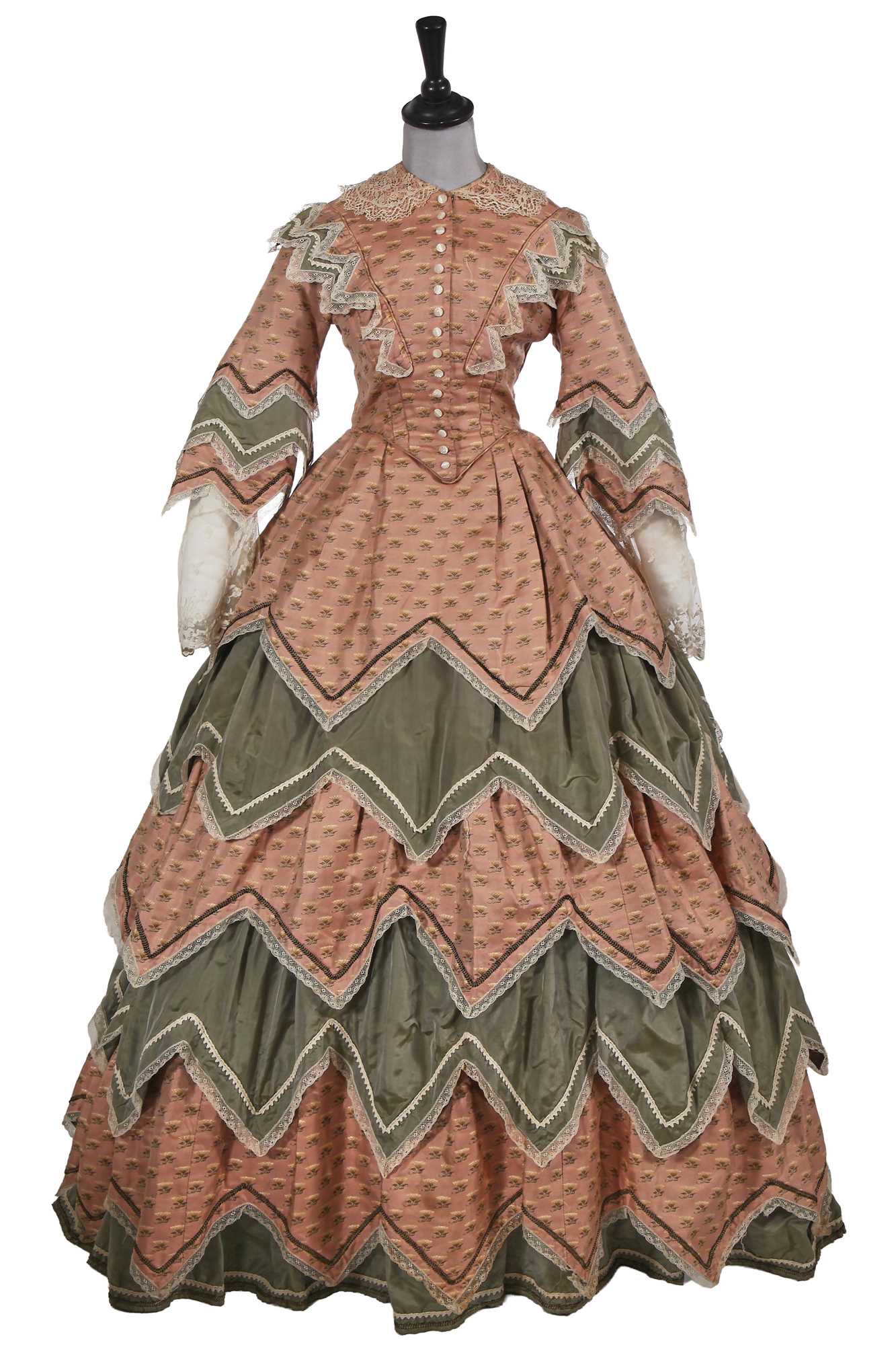 Lot 18 - Jennifer Jason Leigh's costume as Catherine Sloper in the film 'Washington Square', 1997