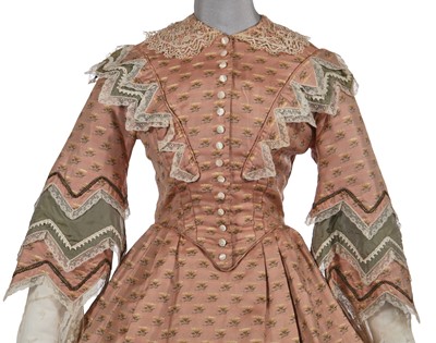 Lot 18 - Jennifer Jason Leigh's costume as Catherine Sloper in the film 'Washington Square', 1997