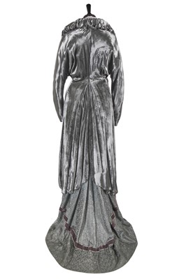 Lot 35 - Kate Winslet's costume as Sylvia Llewelyn Davies in the film 'Finding Neverland', 2004