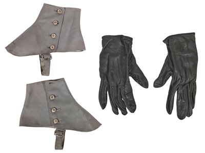 Lot 37 - Dustin Hoffman's costume as Charles Frohman in the film 'Finding Neverland', 2004