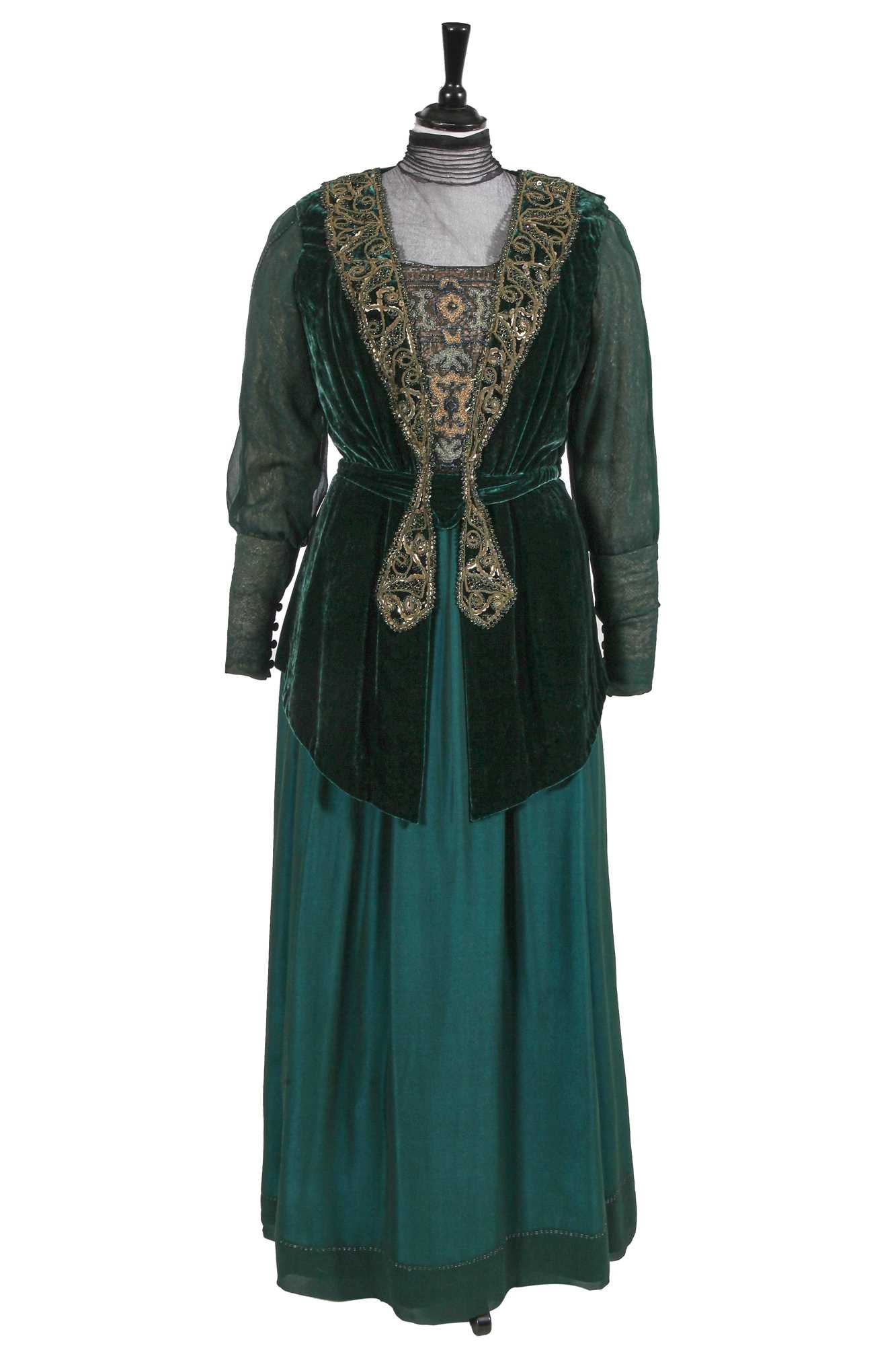 Lot 45 - Dame Maggie Smith's costume as Violet Crawley in the TV series 'Downton Abbey', 2012