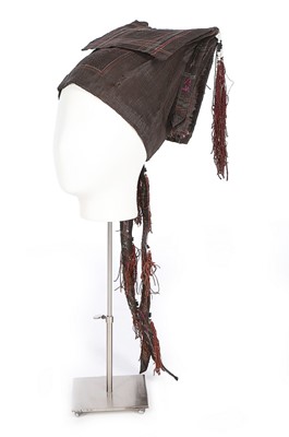 Lot 476 - A rare Kudzu priest's ensemble, Jin Ping...