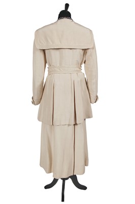 Lot 50 - Bette Davis' costume as Marie Van Schuyler in the 1978 film 'Death on the Nile'