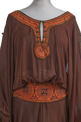 Lot 51 - Angela Lansbury's costume as Salome Otterbourne in the 1978 film 'Death on the Nile'