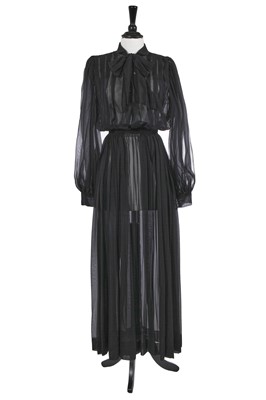 Lot 65 - Marion Cotillard's costume as Edith Piaf in the film 'La Vie en Rose' 2007