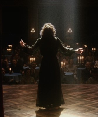 Lot 65 - Marion Cotillard's costume as Edith Piaf in the film 'La Vie en Rose' 2007