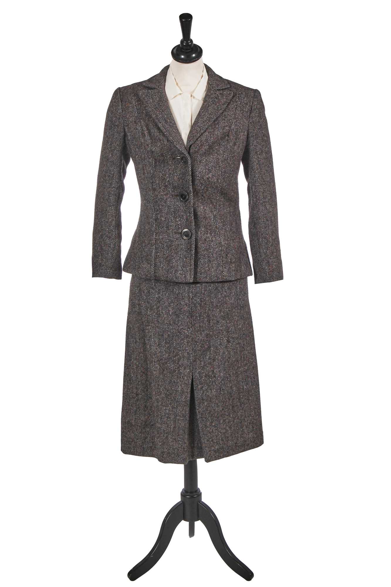 Lot 61 - Kristin Scott Thomas' costume as Sylvia McCordle in the film 'Gosford Park' 2001