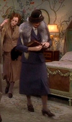 Lot 61 - Kristin Scott Thomas' costume as Sylvia McCordle in the film 'Gosford Park' 2001