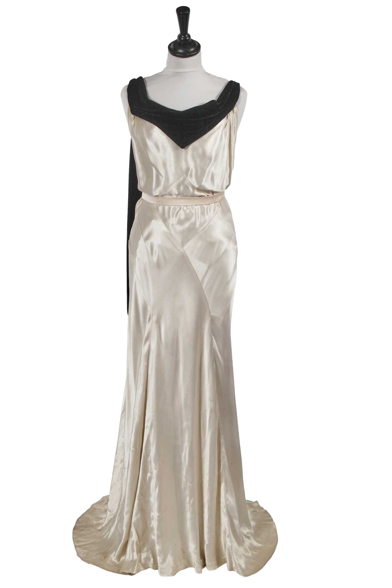 Lot 60 - Kristin Scott Thomas's costume as Sylvia McCordle in the film 'Gosford Park', 2002