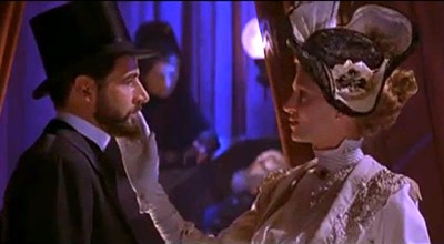 Lot 39 - Uma Thurman's costume as Charlotte Stant in the film 'The Golden Bowl', 2000