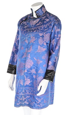 Lot 478 - A woman's blue and pink damask informal robe,...