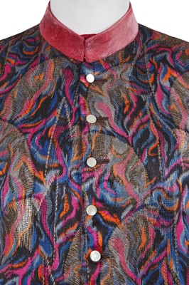 Lot 161 - A fine Ranken and Co. silk achkan made for the Maharaja Kameshwar Singh Bahadur, circa 1934