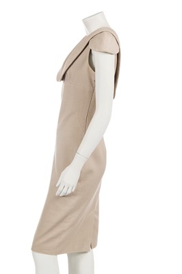 Lot 318 - An Alexander McQueen by Sarah Burton beige cotton-blend piqué cocktail dress, Resort 2011