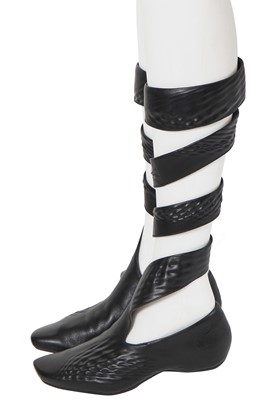 Lot 266 - A pair of Zaha Hadid for Lacoste black leather shoes, 2009