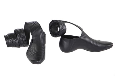 Lot 266 - A pair of Zaha Hadid for Lacoste black leather shoes, 2009