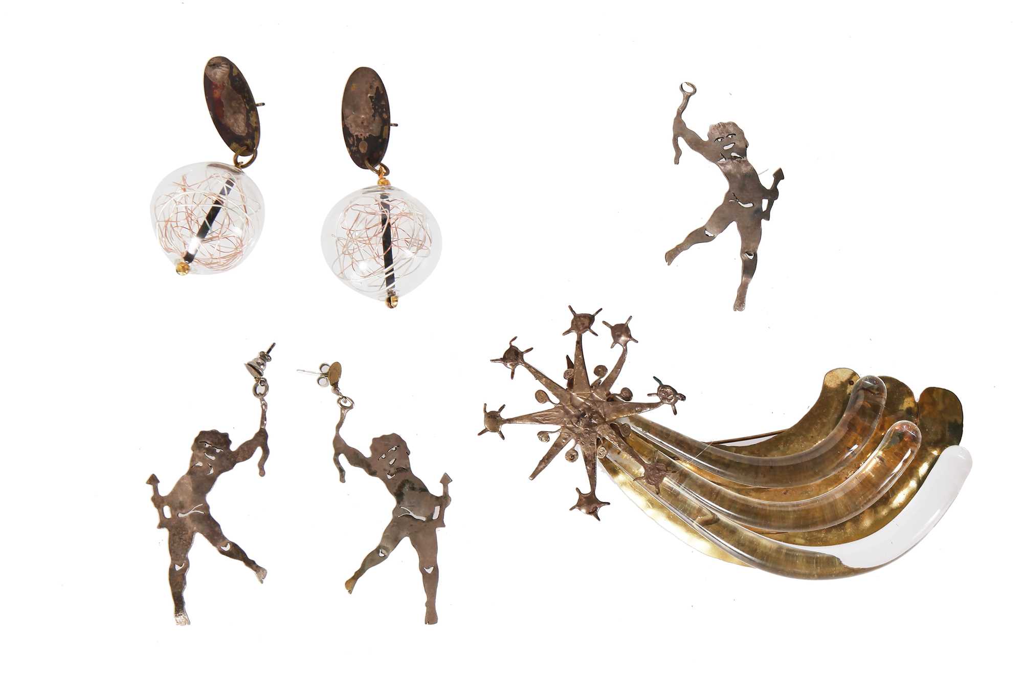 Lot 608 - A group of Slim Barrett jewellery, 1980s