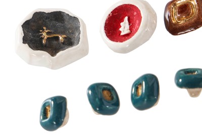 Lot 284 - An assorted group of Hélène Mechin ceramic buttons, 1930s-1950s