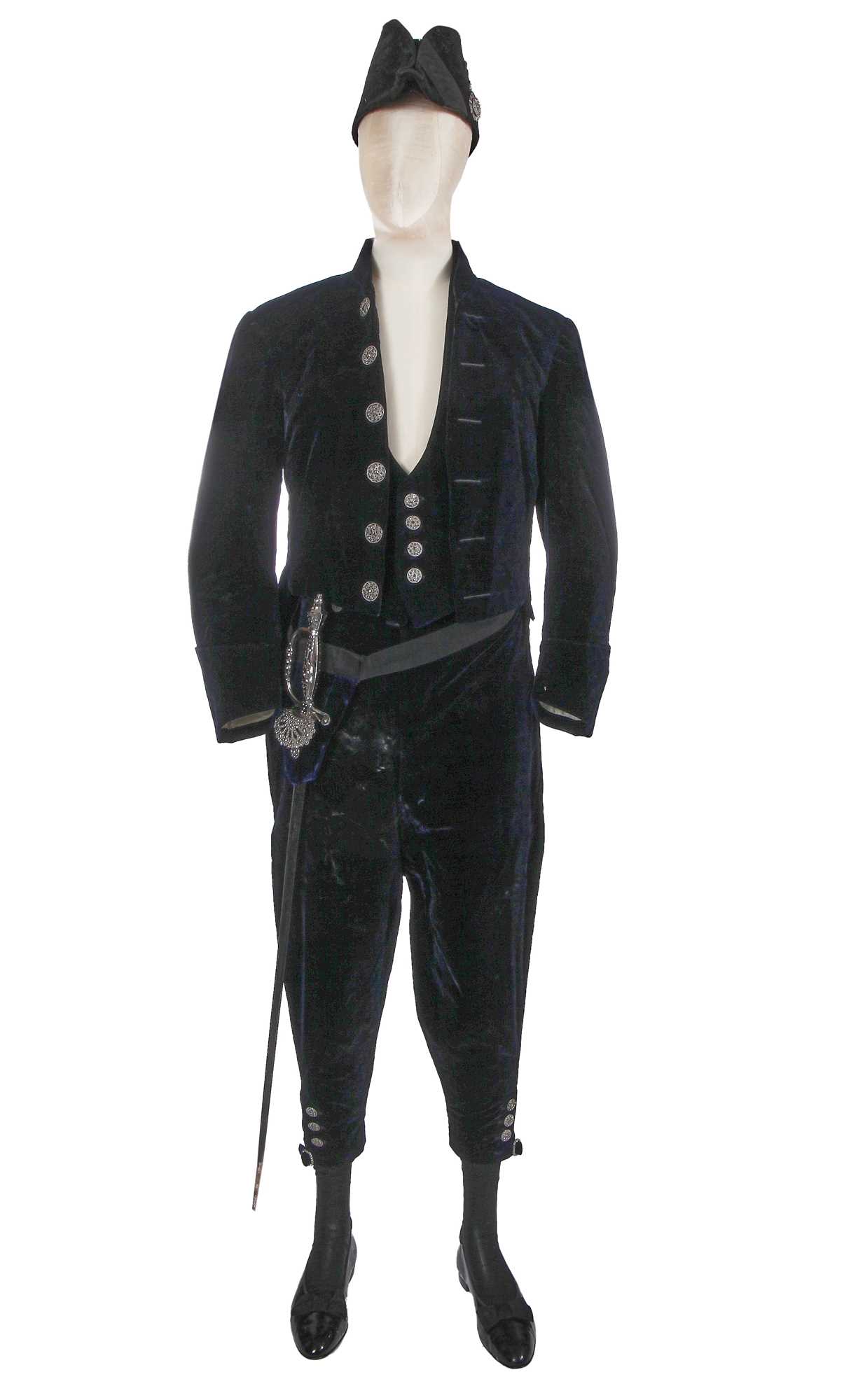 Lot 165 - A Meyer & Mortimer complete navy velvet court livery, 1928