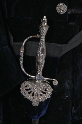 Lot 165 - A Meyer & Mortimer complete navy velvet court livery, 1928