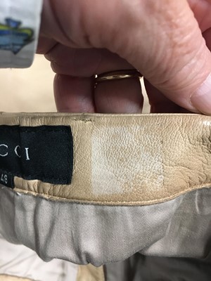 Lot 14 - A Gucci by Tom Ford men's tan lambskin suit, Spring-Summer 2000