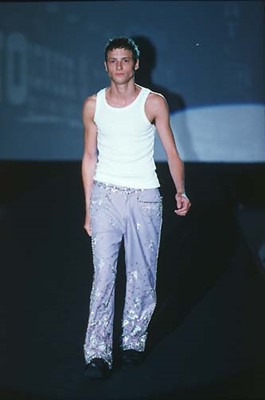 Lot 17 - A pair of Gucci by Tom Ford men's lavender wool gabardine trousers, Spring-Summer 1999