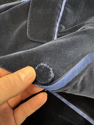Lot 13 - A Gucci by Tom Ford men's blue velvet smoking suit, Autumn-Winter 2004-05