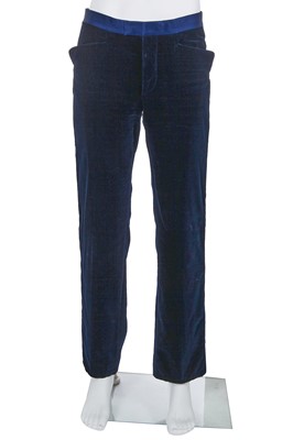 Lot 13 - A Gucci by Tom Ford men's blue velvet smoking suit, Autumn-Winter 2004-05