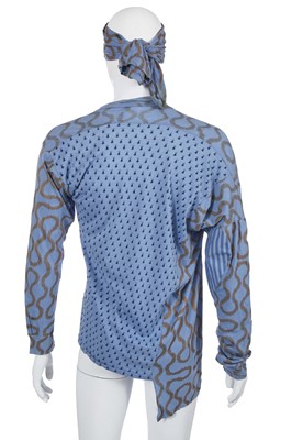 Lot 39 - A Westwood/McLaren squiggle print blue cotton jersey shirt, 'Pirate' collection, Autumn-Winter 1981-82