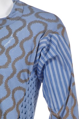 Lot 39 - A Westwood/McLaren squiggle print blue cotton jersey shirt, 'Pirate' collection, Autumn-Winter 1981-82