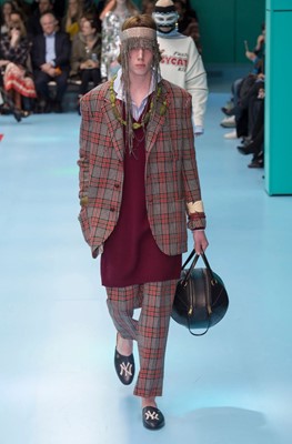 Lot 9 - A Gucci by Alessandro Michele rhinestone encrusted headband, Autumn-Winter 2018-19