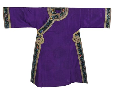 Lot 901 - A purple silk gauze woman's informal robe, chang-fu, 1910-20