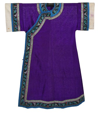 Lot 902 - A purple silk gauze woman's informal robe, chang-fu, 1910-20