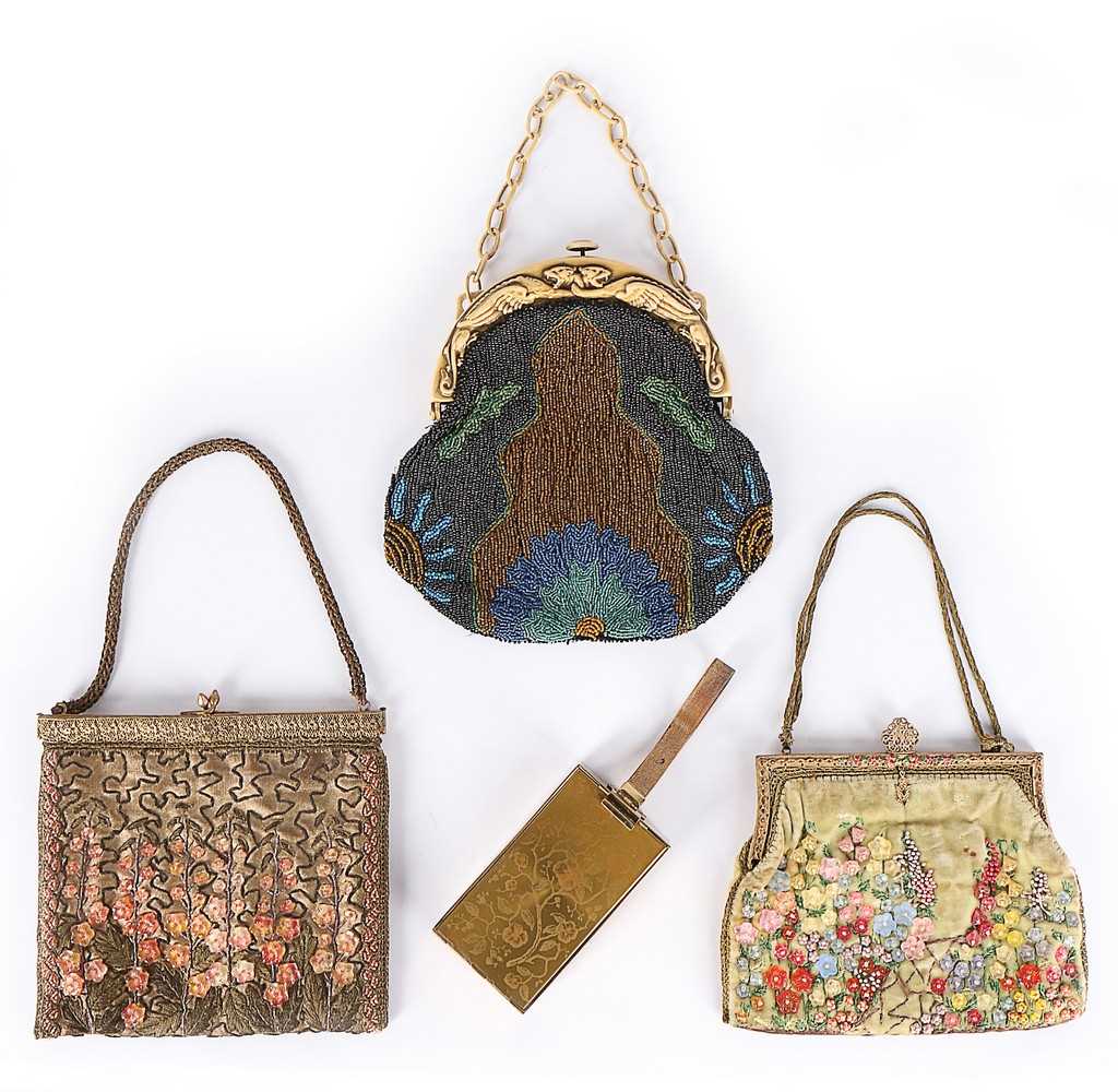 Lot 360 - A good group of evening purses, mainly 1920s-