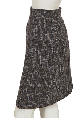 Lot 208 - A Chanel by Karl Lagerfeld brown cotton-blend tweed skirt, Spring-Summer 2009