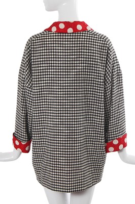 Lot 47 - A Chanel by Karl Lagerfeld black and white houndstooth jacket, Spring-Summer 1987