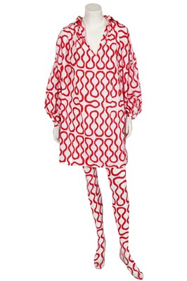 Lot 355 - A Westwood/McLaren printed cotton shirt/smock, 'Pirate' collection, Autumn-Winter 1981-82