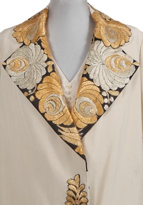 Lot 40 - Margot Robbie's costume as Daphne Milne in the film 'Goodbye Christopher Robin, 2017