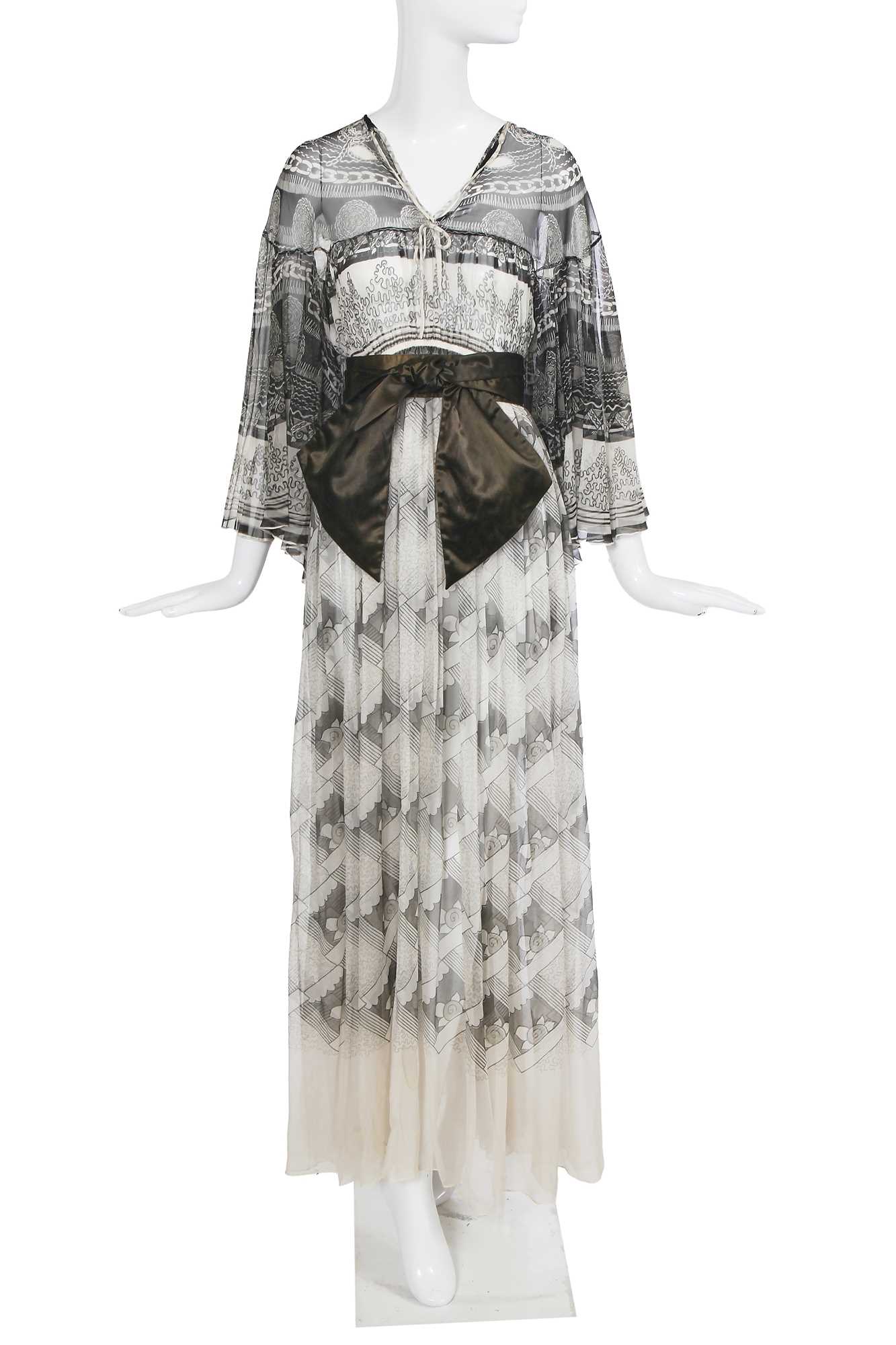 Lot 420 - An early Zandra Rhodes 'Knitted Circle' printed chiffon gown, 1969-70
