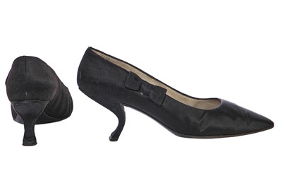 Lot 480 - A rare pair of Roger Vivier black satin 'Comma' or 'Virgule' heeled shoes, 1963