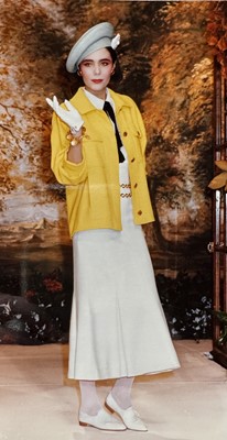 Lot 51 - A Chanel haute couture by Karl Lagerfeld cream wool skirt, Spring-Summer 1985