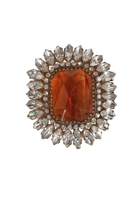 Lot 87 - A Madame Grès demi parure, probably 1970s