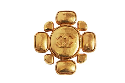 Lot 34 - A Chanel by Karl Lagerfeld gold tone brooch, Autumn-Winter 1997-98